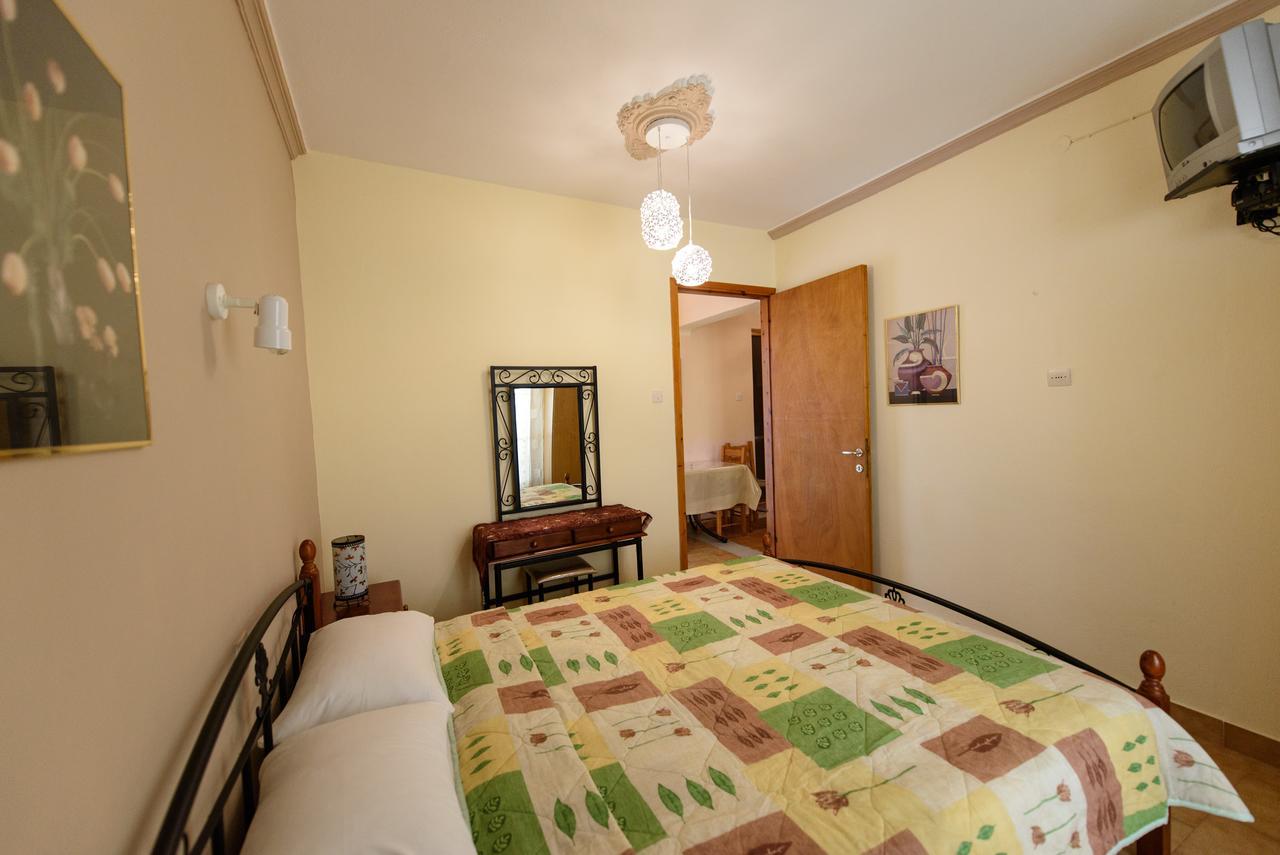 Apartmán Oasis 2 Neo Klima Exteriér fotografie